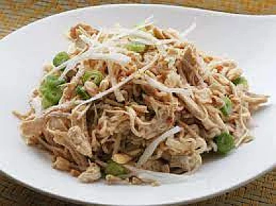 Shredded chicken cold noodles